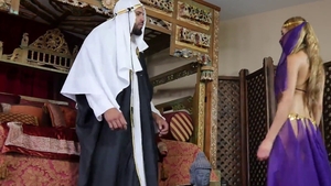 Chloe Amour show natural boobs