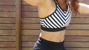 Super sexy bends over at the gym