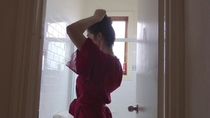 Wet pussy shaved girl fingering in the bath in HD