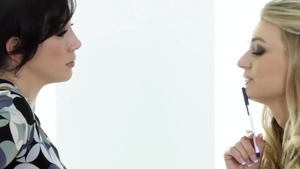 Feminine brunette Alia Starr feels the need for nailing in HD