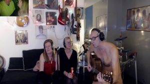 Big ass MILF CFNM threesome pussy fucking on webcam in HD