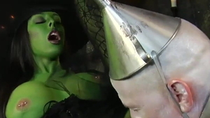 Stepmom wishes cum on face in HD