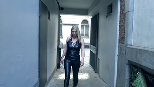 Deepthroat in company with french babe