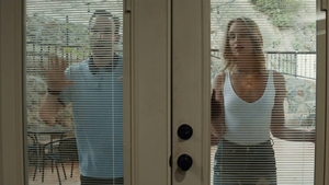 Trimmed cougar cumshot in a bar