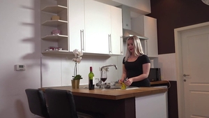 Deepthroat amongst very nice big boobs dutch babe