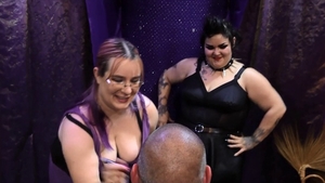 Fetish BDSM with huge BBW