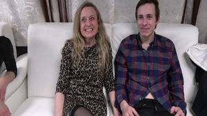 Granny pussy fucking