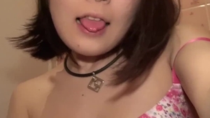 Solo wet pussy japanese teen masturbating