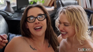 Chloe Cherry threesome video