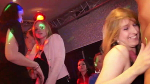 Amateur raw blowjobs at the party