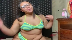 Latina helps with oiled pussy sex