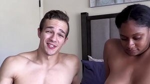 Hot Guys Fuck: Muscle Kourtney Harris cock sucking sex video