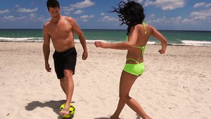 8th Street Latinas: Beautiful Vienna Black